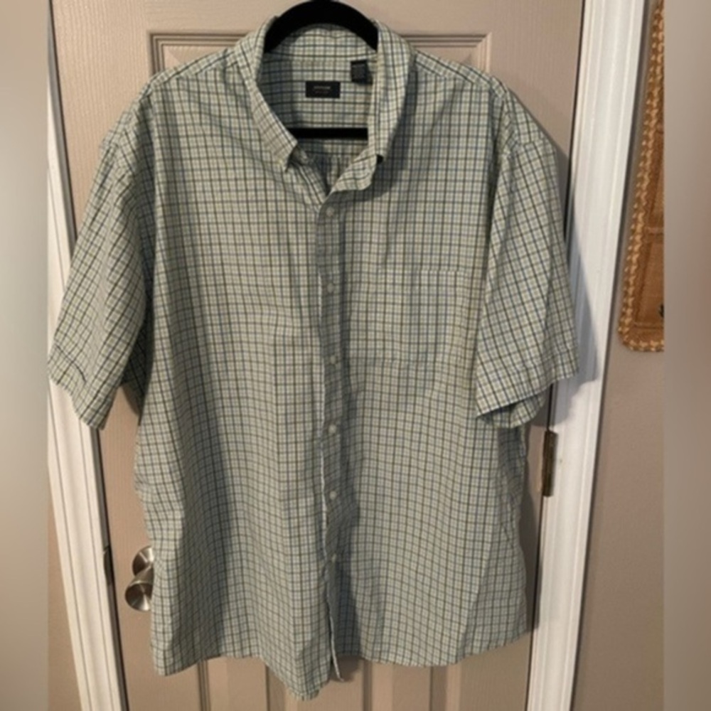 Arrow short sleeve plaid button down casual shirt. - Picture 1 of 8